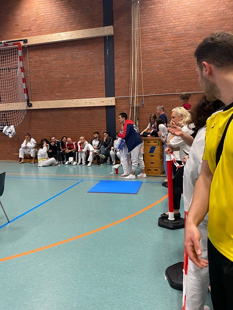 02 d5a3b256 c992 45c5 8dd3 c7ce0cfbfe3c