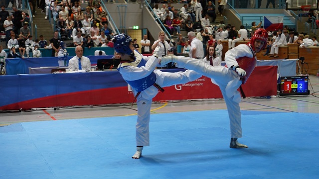 01 6eb6e421 9827 41b1 81bf 49cafc7b5c7f