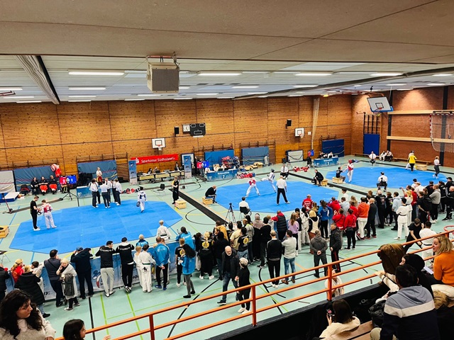 04 15d47170 d438 40aa 97a2 d11a25040daa