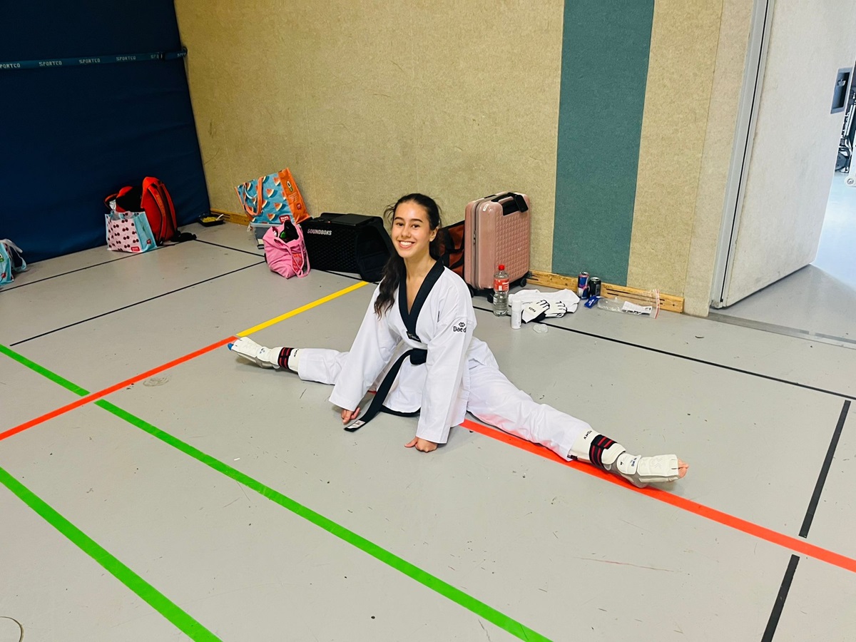 01 dd87884d ca1c 4b96 ad1d 470b0339b82c