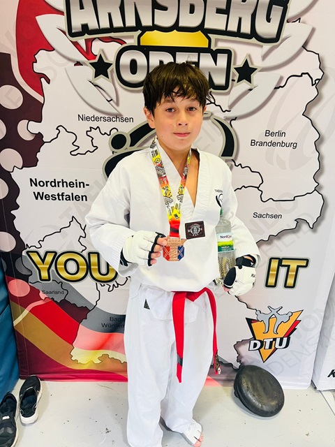 06 841a6ae3 b5ec 42ee a0c3 f9f5f8bb969e