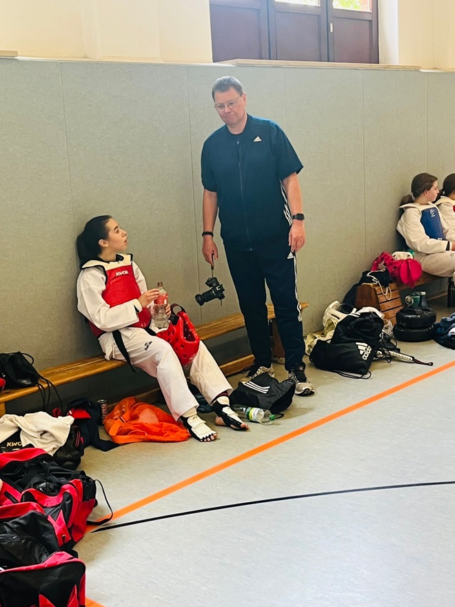 01 074ddf54 51f3 42c3 bd74 2cdb58fca503