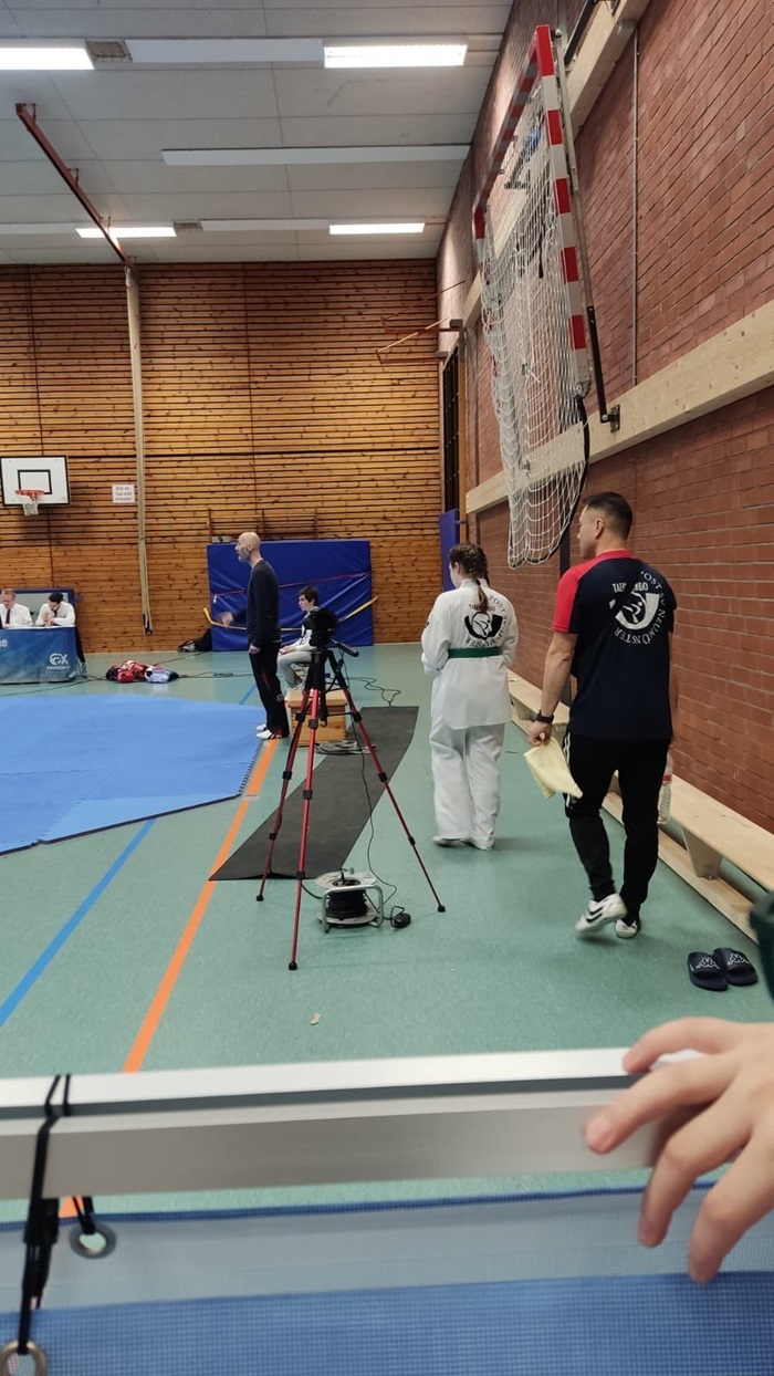 06 56802eaf d716 41ad 9d2e 0ea1306bdd6c